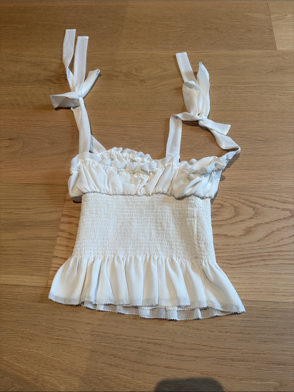 Aritzia Wilfred White Smocked Peplum Tie-Shoulder Tank Size 2XS - Picture 3 of 3